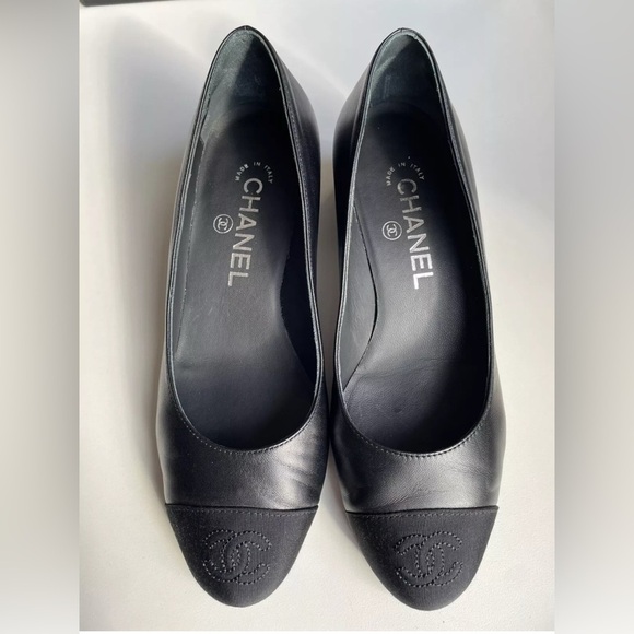 NEW Chanel Ballet Pump With Lucite Structured Heel  Grosgrain CC Toe Cap - Picture 3 of 9